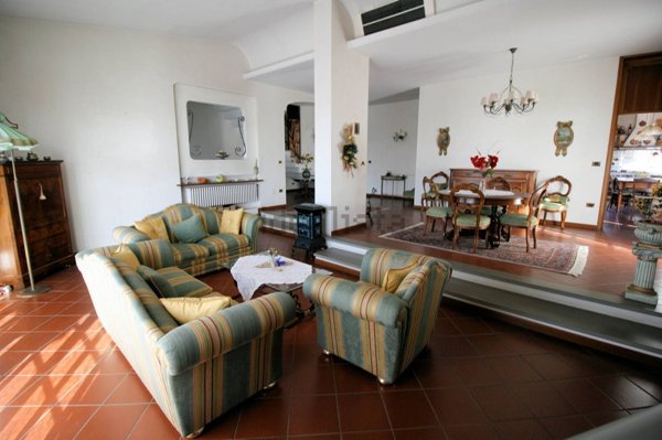 casa indipendente in vendita a Pieve a Nievole in zona Poggetto