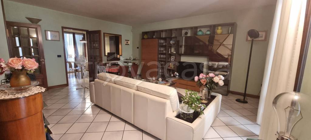 casa indipendente in vendita a Pieve a Nievole in zona Poggetto