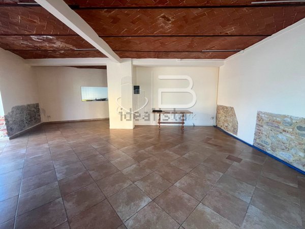 locale commerciale in vendita a Pieve a Nievole