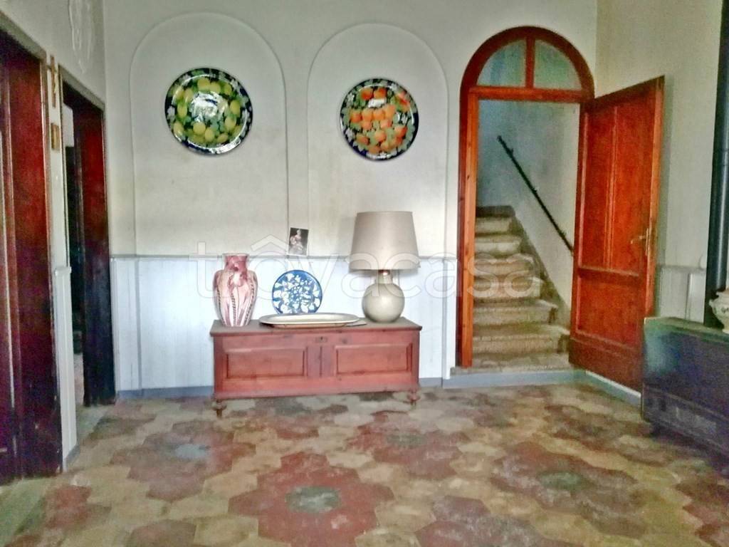 casa indipendente in vendita a Pistoia