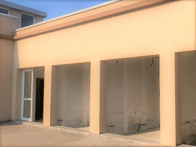 ufficio in vendita a Pistoia in zona Spazzavento