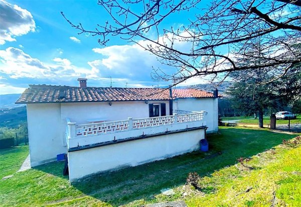 casale in vendita a Pistoia in zona La Cugna