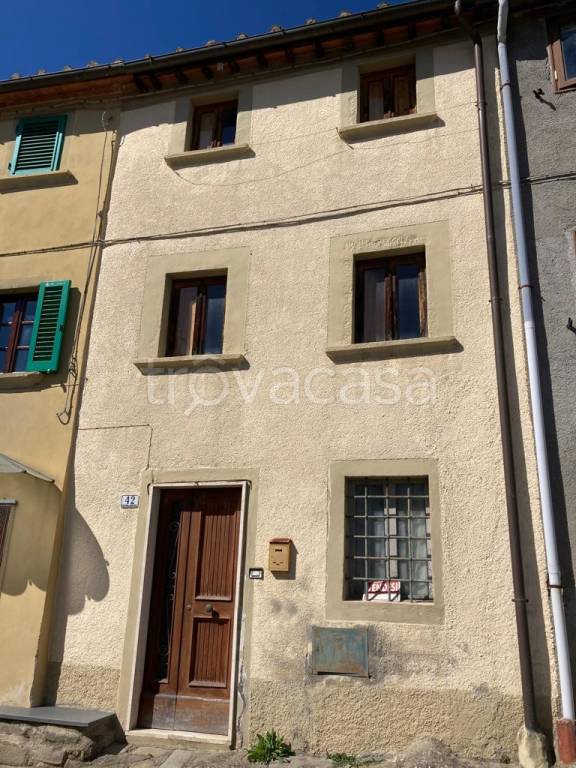 casa indipendente in vendita a Pistoia in zona Campiglio