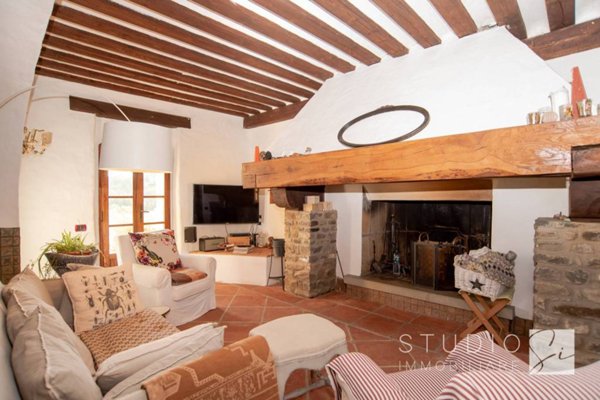 negozio in vendita a Pistoia in zona San Felice