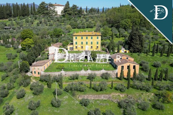 villa in vendita a Pistoia