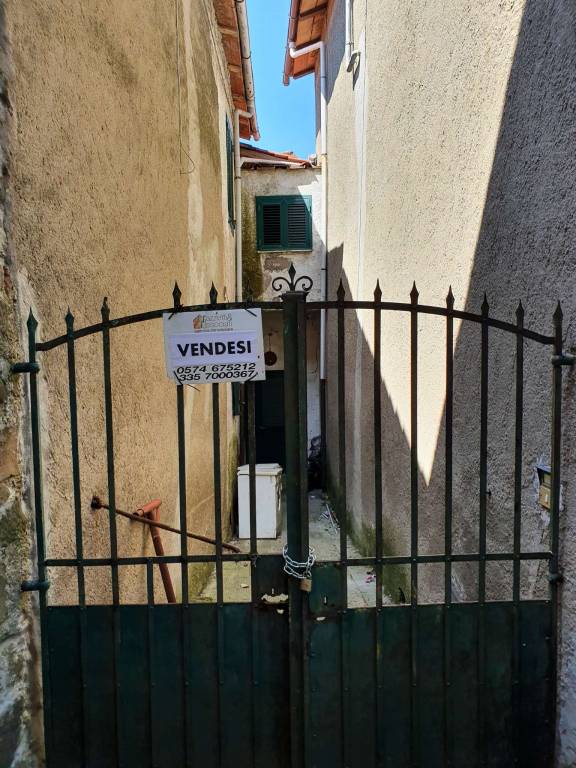 appartamento in vendita a Pistoia in zona Baggio