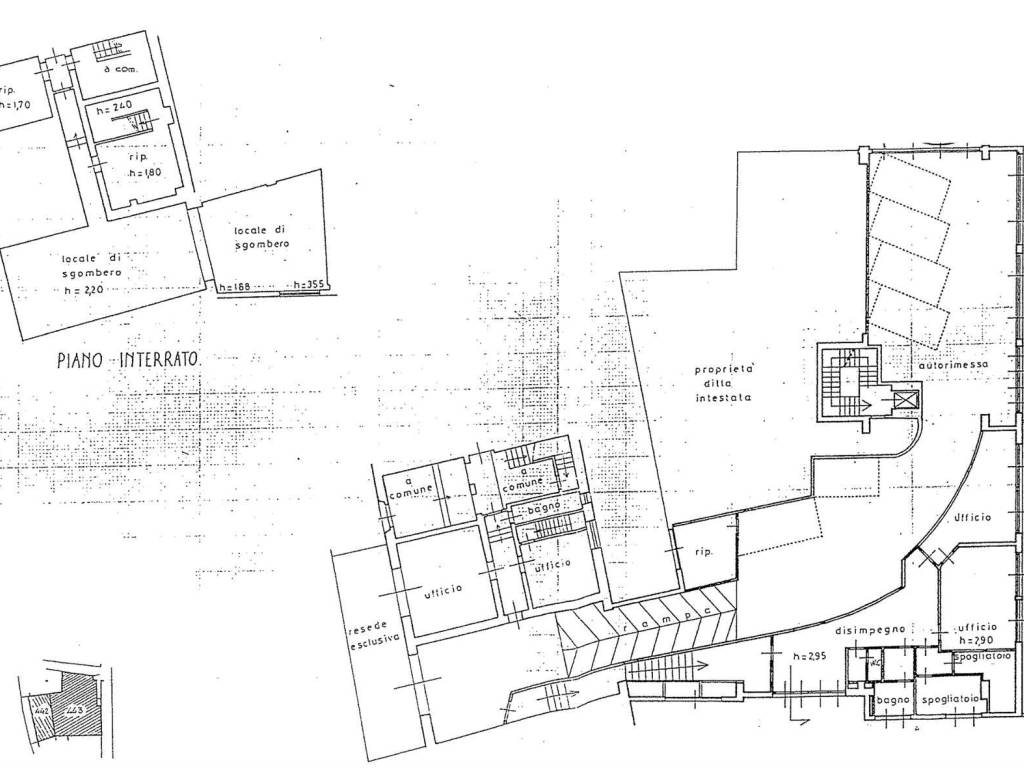 negozio in vendita a Pistoia in zona Centro Città