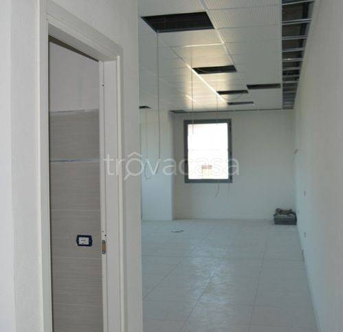 ufficio in vendita a Pistoia
