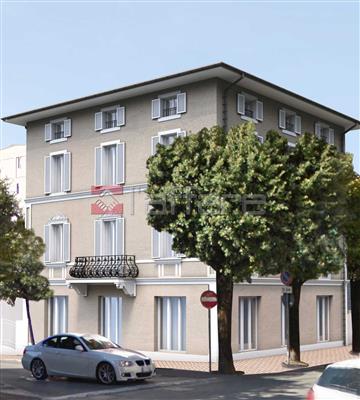 ufficio in vendita a Pistoia