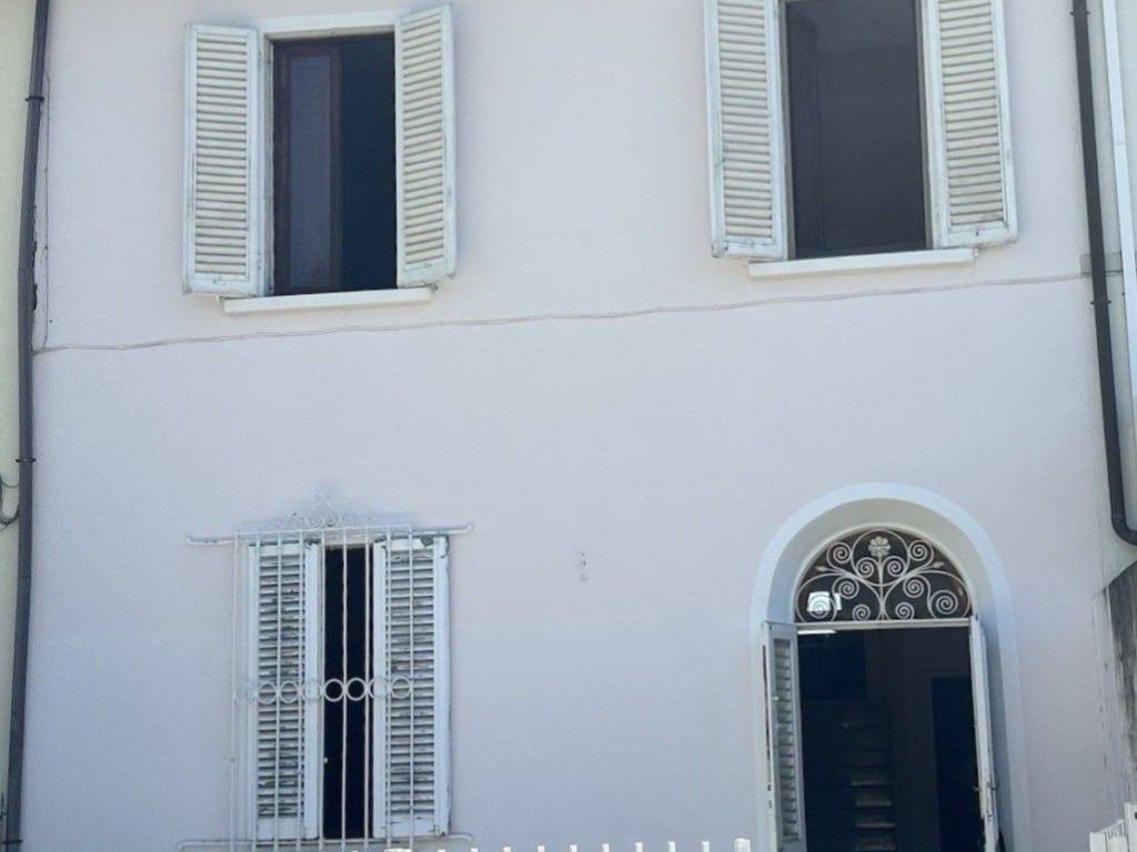 casa indipendente in vendita a Pistoia