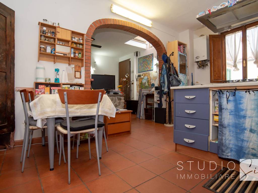 appartamento in vendita a Pistoia in zona Centro Città