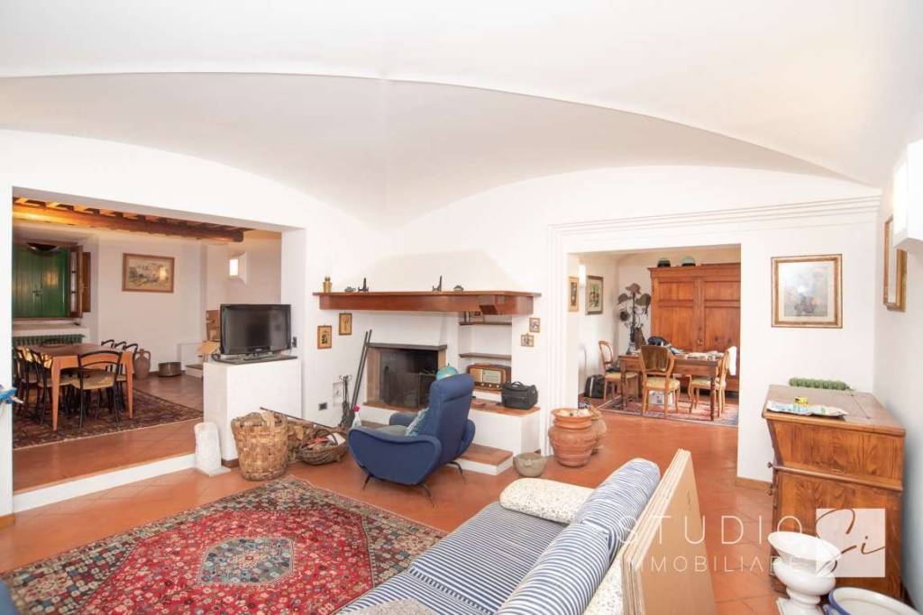 casa indipendente in vendita a Pistoia