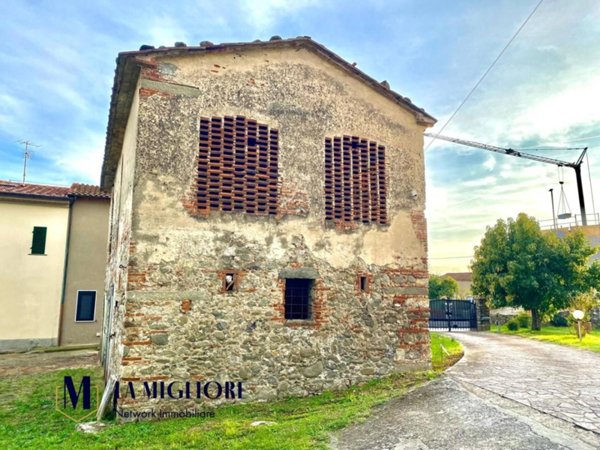 casa indipendente in vendita a Pistoia