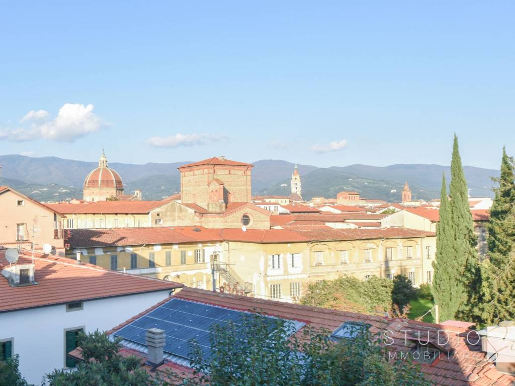 appartamento in vendita a Pistoia in zona Centro Città