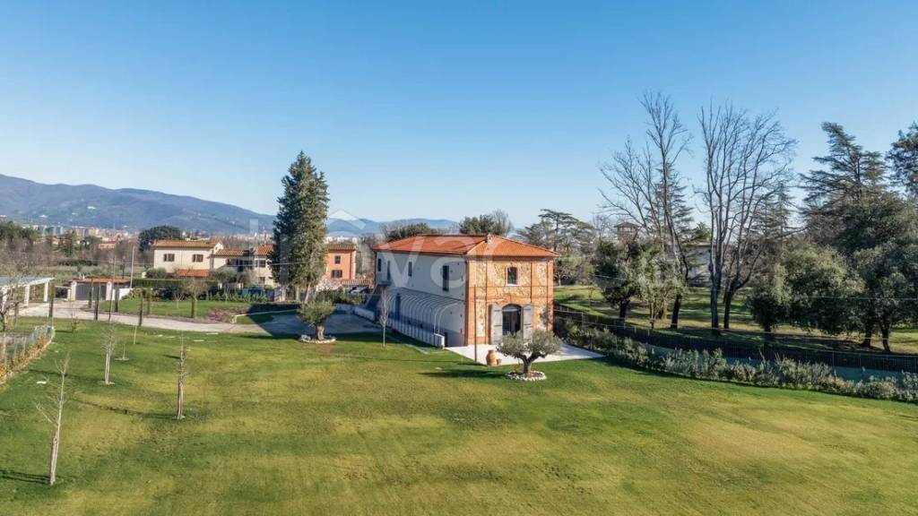 casa indipendente in vendita a Pistoia