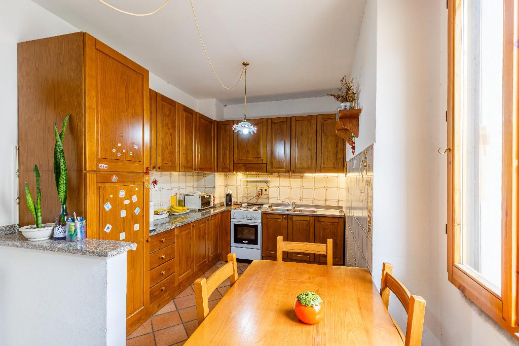 appartamento in vendita a Pistoia in zona Centro Città