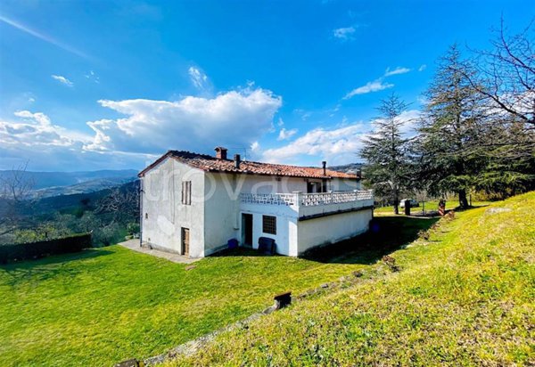 casa indipendente in vendita a Pistoia in zona La Cugna