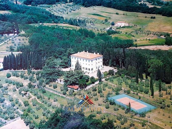 villa in vendita a Pistoia
