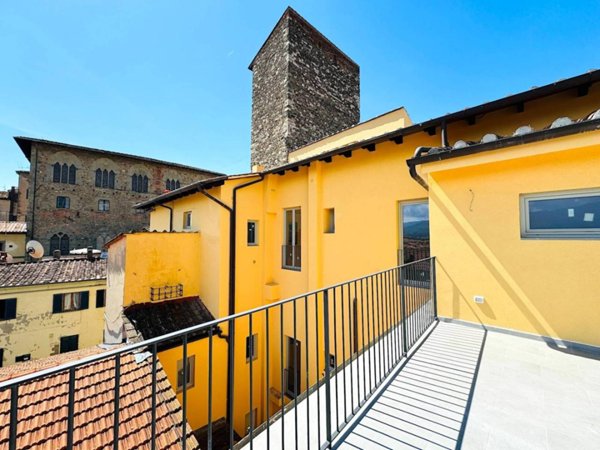 appartamento in vendita a Pistoia in zona Centro Città