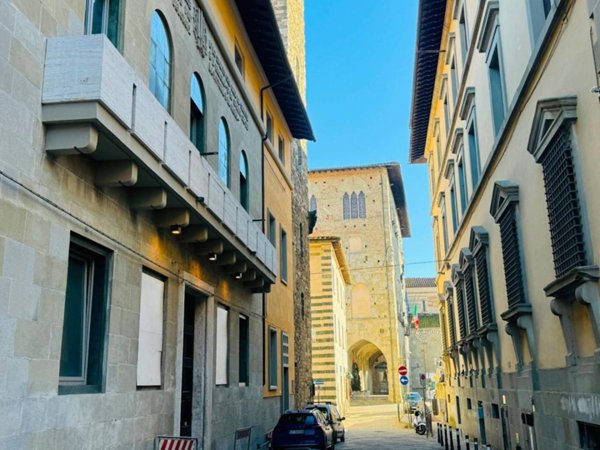 appartamento in vendita a Pistoia in zona Centro Città