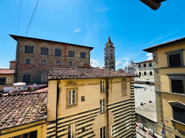 appartamento in vendita a Pistoia in zona Centro Città
