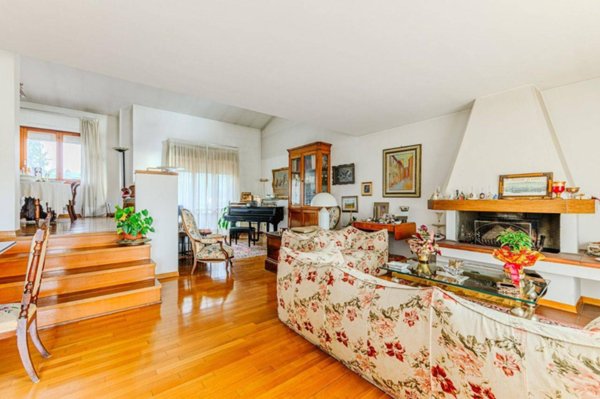 appartamento in vendita a Pistoia in zona Centro Città