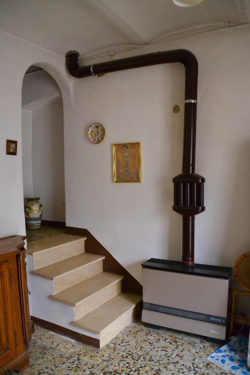 casa indipendente in vendita a Pistoia in zona Centro Città