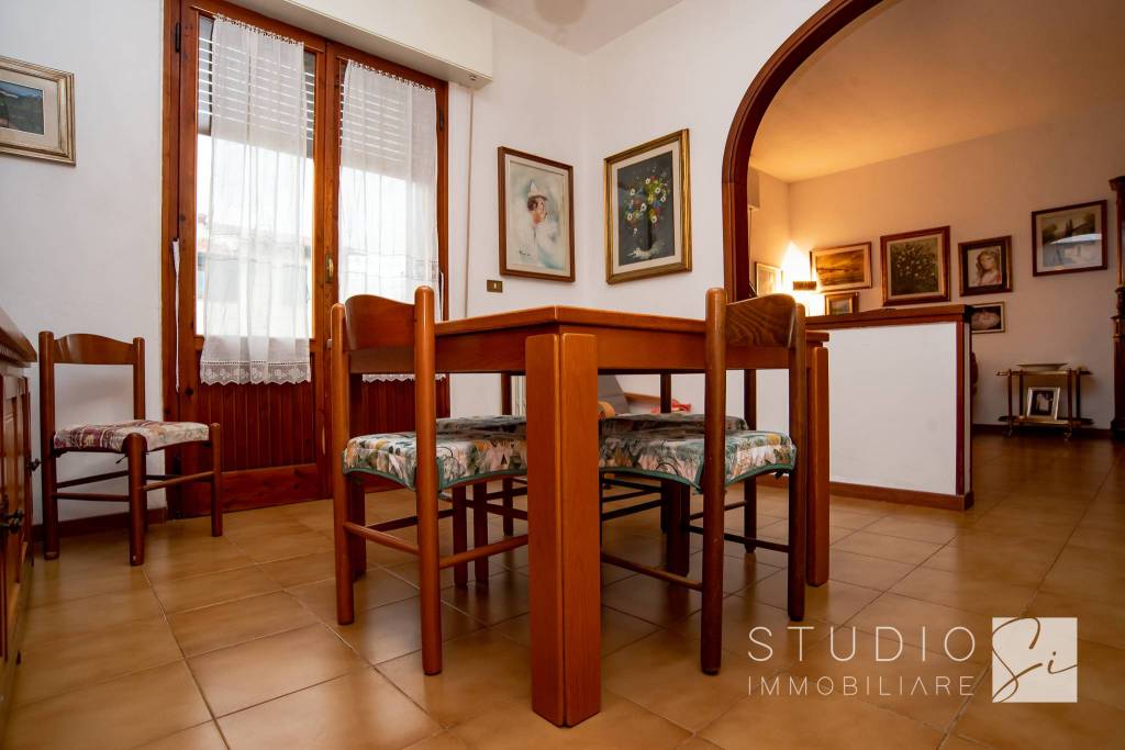 casa indipendente in vendita a Pistoia