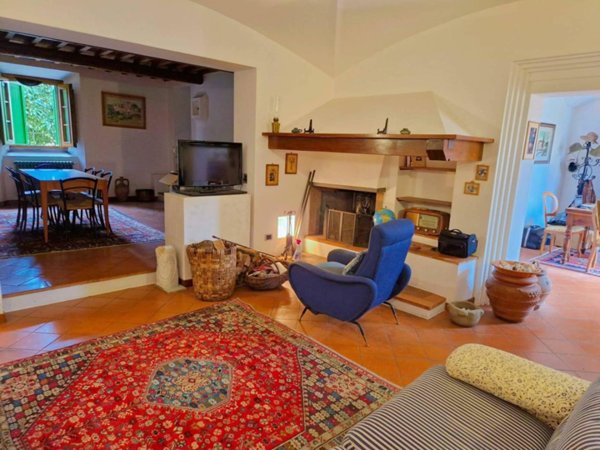 casa indipendente in vendita a Pistoia