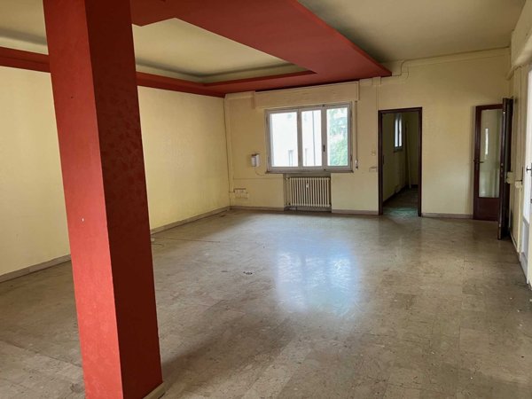 appartamento in vendita a Pistoia in zona Centro Città