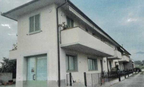 locale di sgombero in vendita a Pistoia