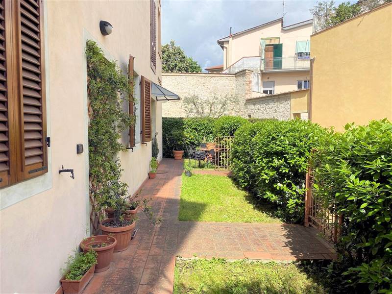 appartamento in vendita a Pistoia in zona Centro Città