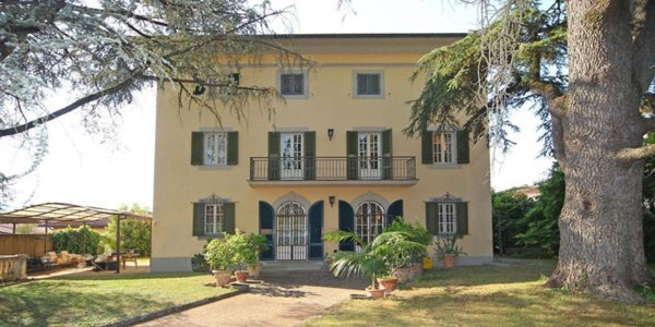 casa indipendente in vendita a Pistoia