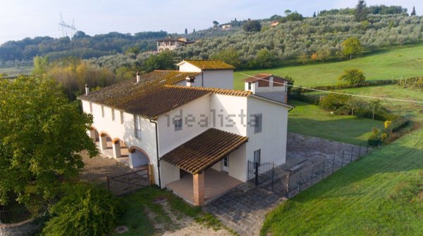 casale in vendita a Pistoia