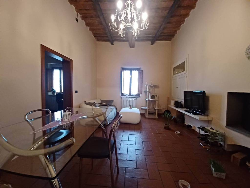 appartamento in vendita a Pistoia in zona Stadio