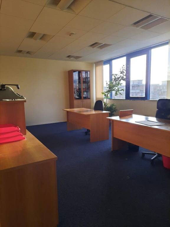 ufficio in vendita a Pistoia