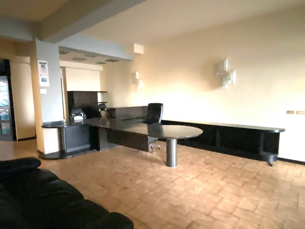 ufficio in vendita a Pistoia