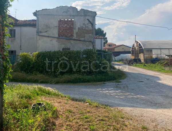 casa indipendente in vendita a Pistoia