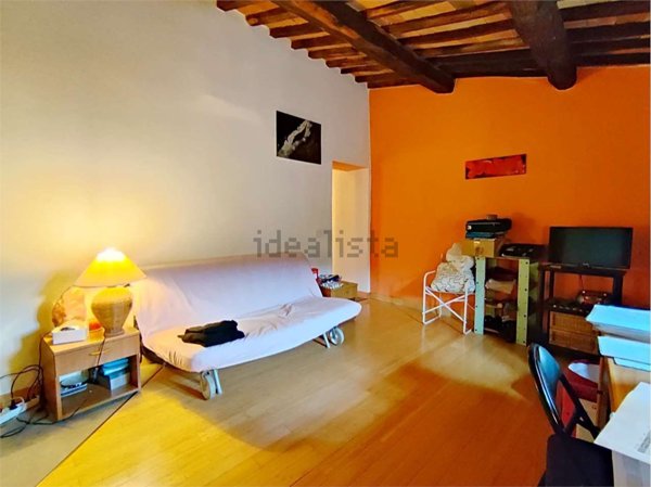casa indipendente in vendita a Pistoia in zona Campiglio