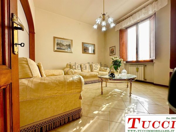 casa indipendente in vendita a Pistoia in zona Centro Città