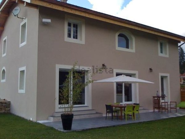 casa indipendente in vendita a Pistoia in zona Pontelungo