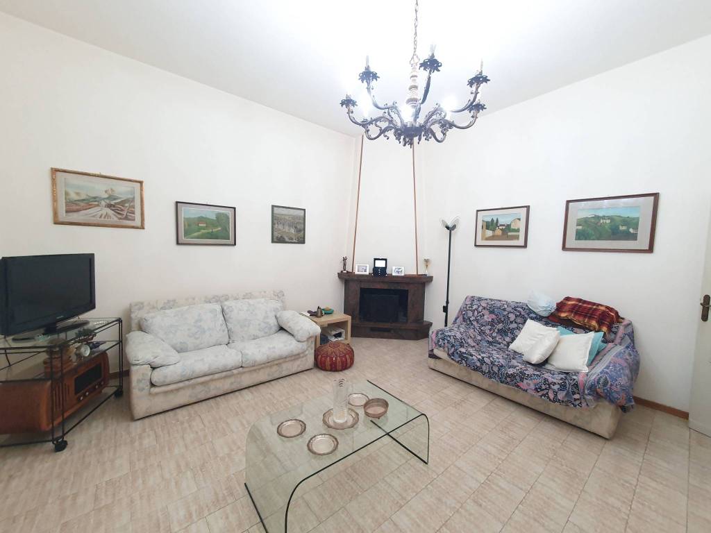 appartamento in vendita a Pistoia in zona Stadio