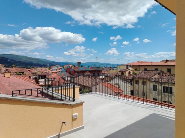 appartamento in vendita a Pistoia in zona Centro Città