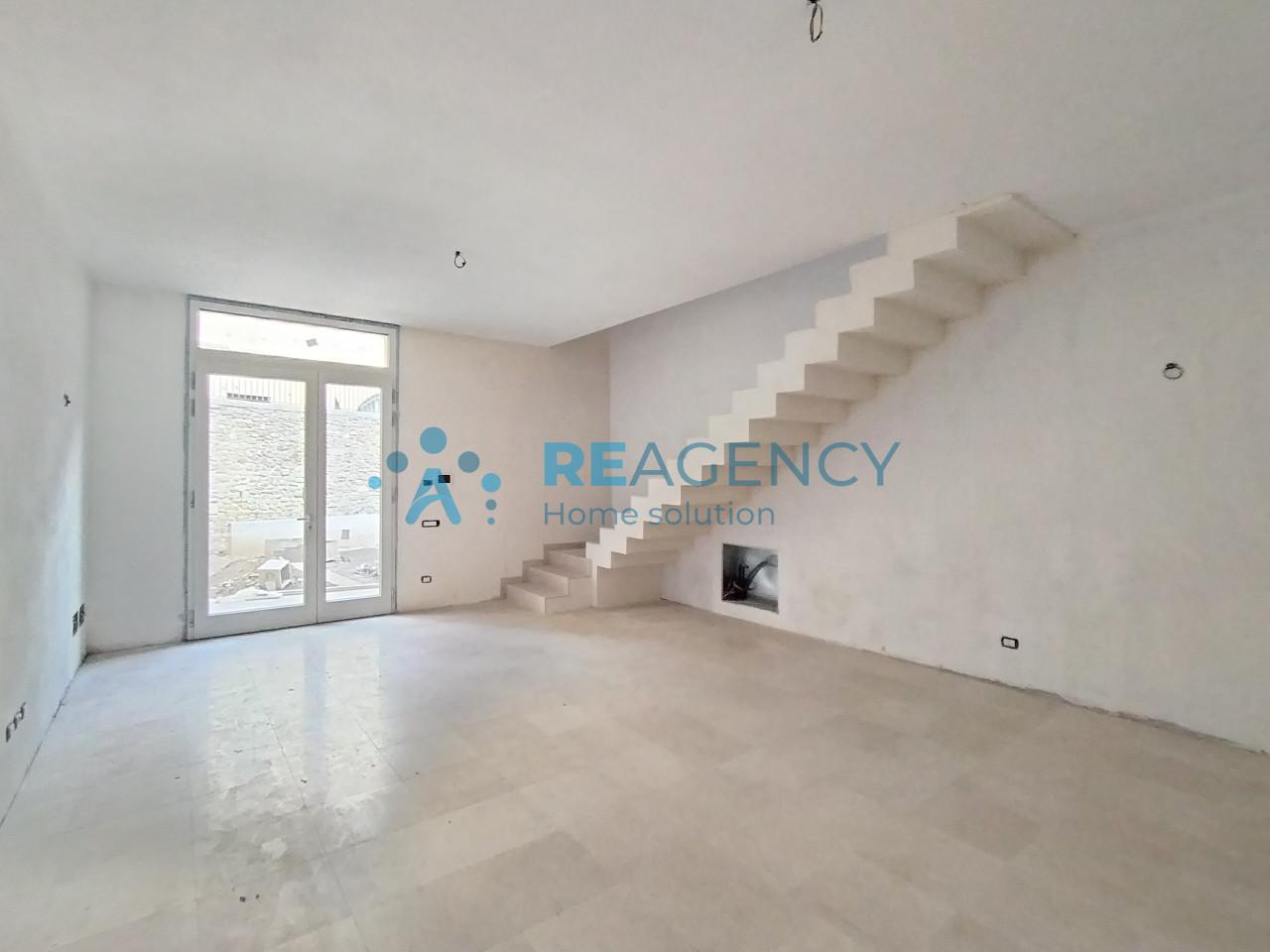 casa indipendente in vendita a Pistoia in zona Centro Città