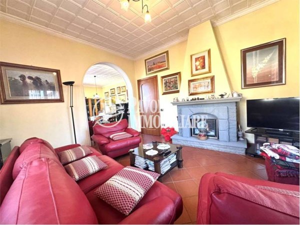 casa indipendente in vendita a Pistoia