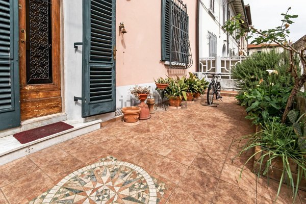 casa indipendente in vendita a Pistoia