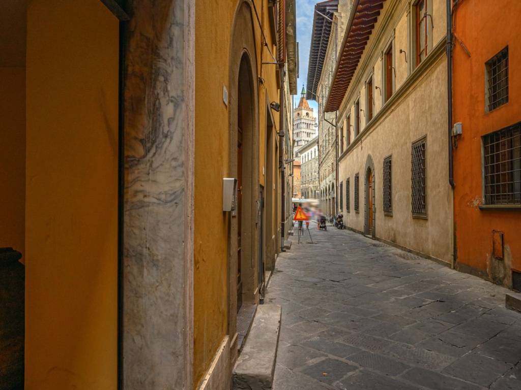 negozio in vendita a Pistoia