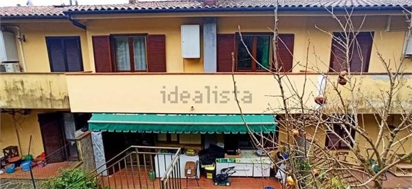 casa indipendente in vendita a Pistoia