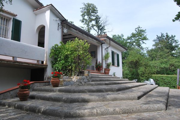 casa indipendente in vendita a Pistoia