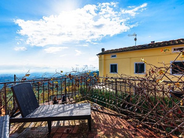 casa indipendente in vendita a Pistoia in zona San Felice